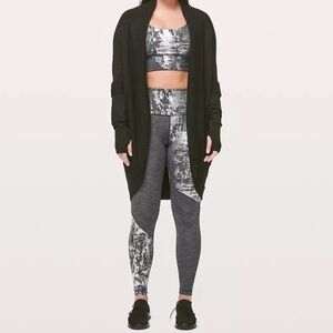 Lululemon Wunder Under Tight Foil gray and metallic size 8